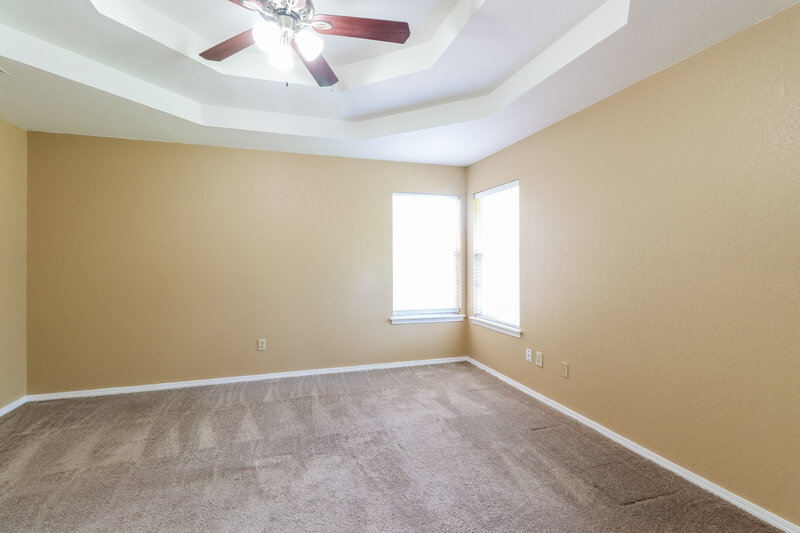 1,533/Mo, 16915 Sunny Hollow Rd Edmond, OK 73012 Master Bedroom View 2