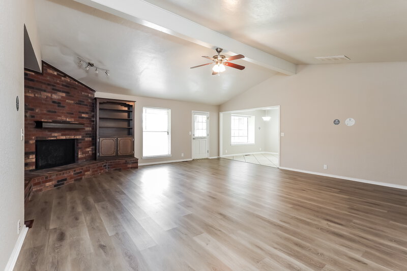 2,135/Mo, 1112 Briar Bend Trail Edmond, OK 73012 Living Room View