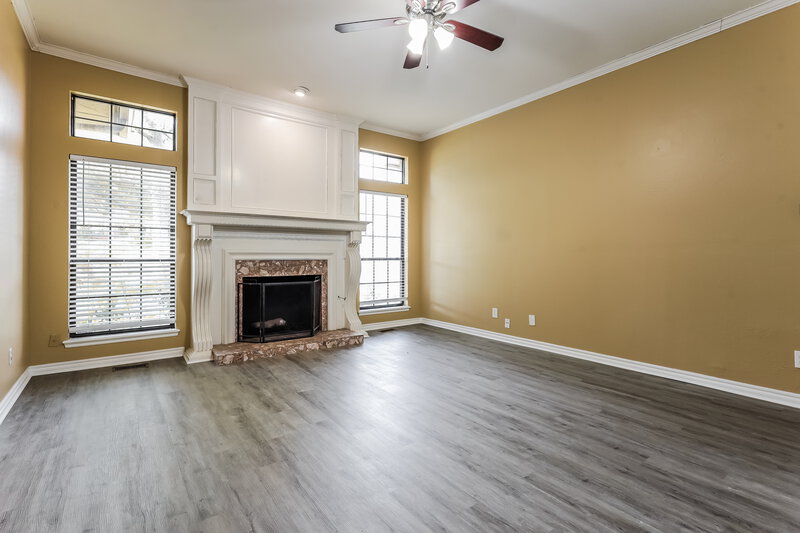 1,780/Mo, 2700 Shady Tree Ln Edmond, OK 73013 Living Room View