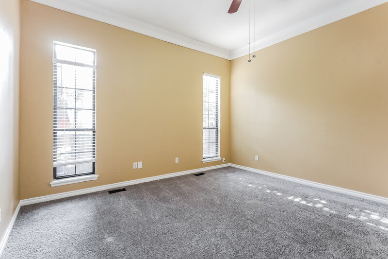 1,780/Mo, 2700 Shady Tree Ln Edmond, OK 73013 Main Bedroom View