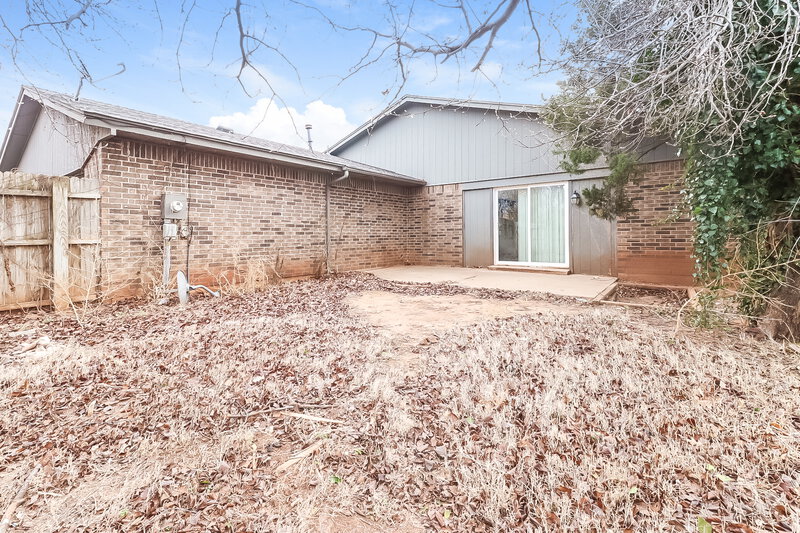 1,960/Mo, 801 NW 139th St Edmond, OK 73013 Rear View 3