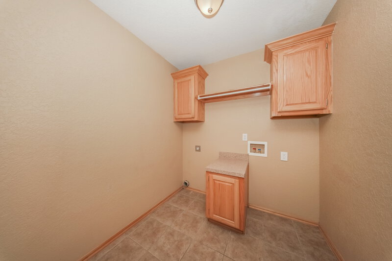 1,785/Mo, 2648 Greystone Ln Choctaw, OK 73020 Laundry Room View