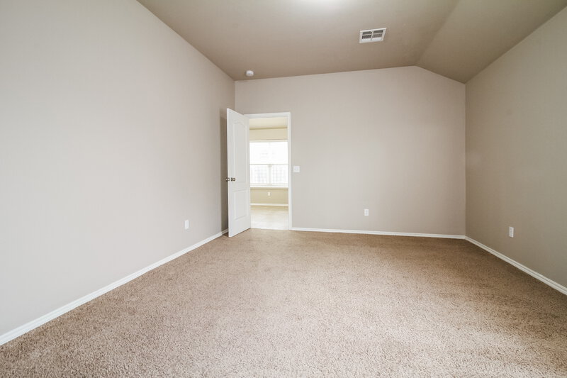 1,675/Mo, 700 NE 19th Street Newcastle, OK 73065 Main Bedroom View