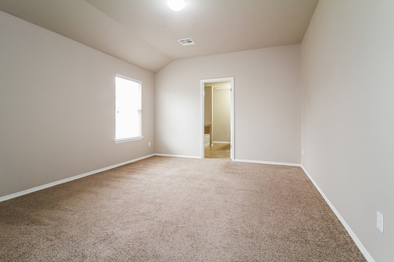 1,675/Mo, 700 NE 19th Street Newcastle, OK 73065 Main Bedroom View 2