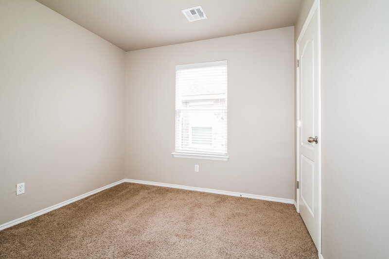 1,675/Mo, 700 NE 19th Street Newcastle, OK 73065 Bedroom View 2