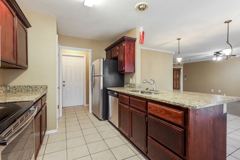 1,480/Mo, 1720 Windchime Dr Norman, OK 73071 Kitchen View 2