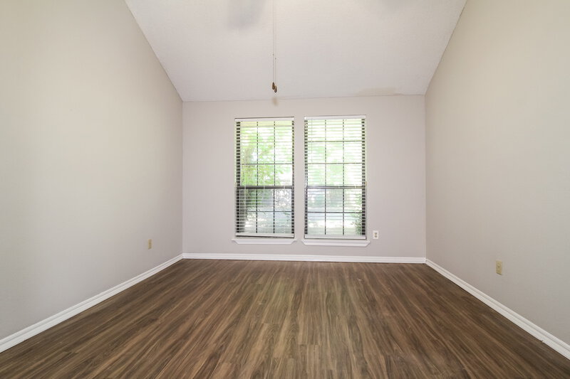 2,130/Mo, 1601 Peach Tree Ln Norman, OK 73071 Main Bedroom View