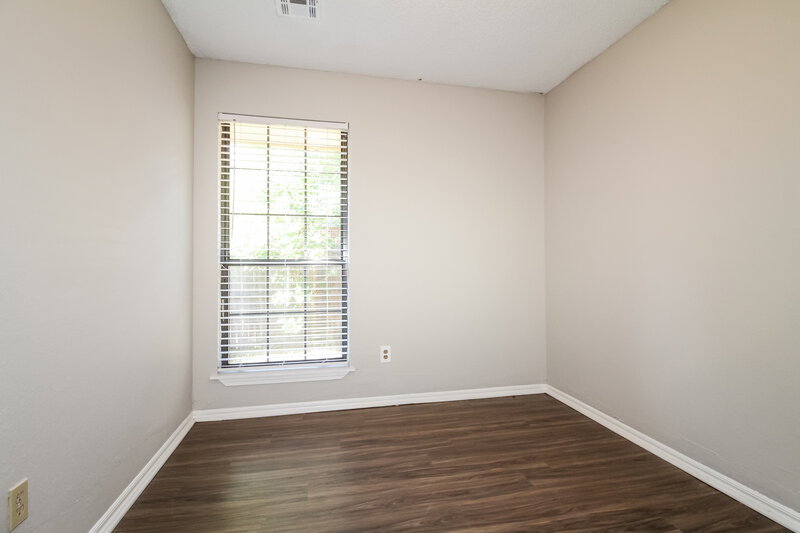 2,130/Mo, 1601 Peach Tree Ln Norman, OK 73071 Bedroom View 4