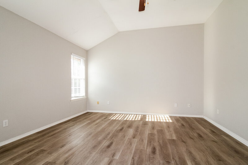 1,575/Mo, 716 Cavecreek St Norman, OK 73071 Main Bedroom View