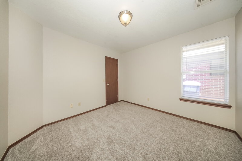 1,805/Mo, 329 Ridge Bluff Dr Norman, OK 73071 Bedroom View 2