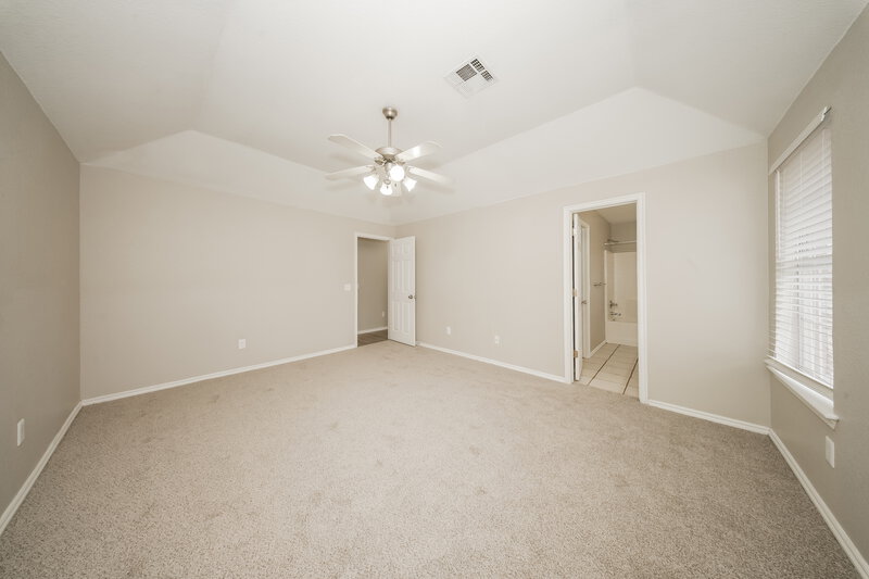 1,420/Mo, 1604 Hazelwood Dr Norman, OK 73071 Main Bedroom View