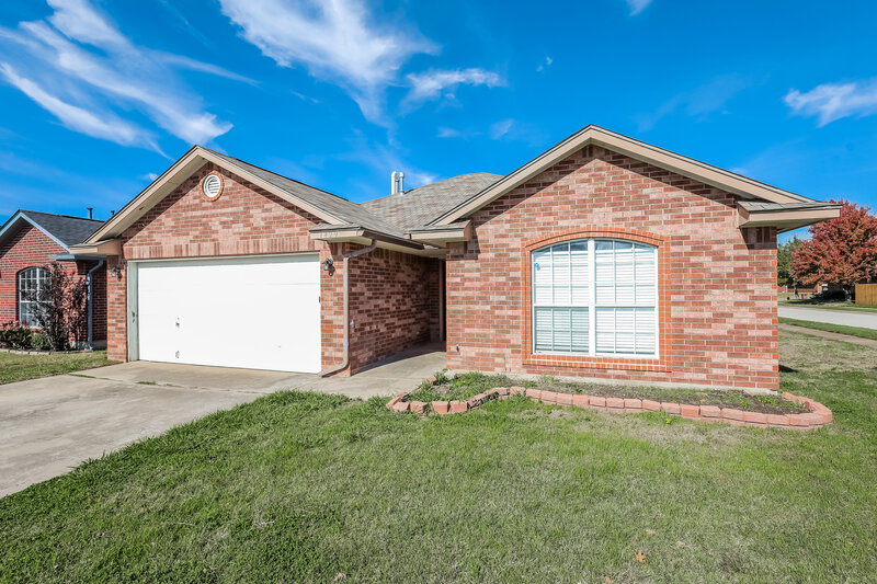 1,465/Mo, 1429 Glen Ellen Circle Norman, OK 73071 Front View