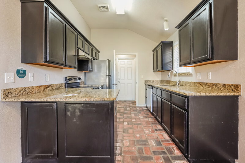 1,465/Mo, 1429 Glen Ellen Circle Norman, OK 73071 Kitchen View