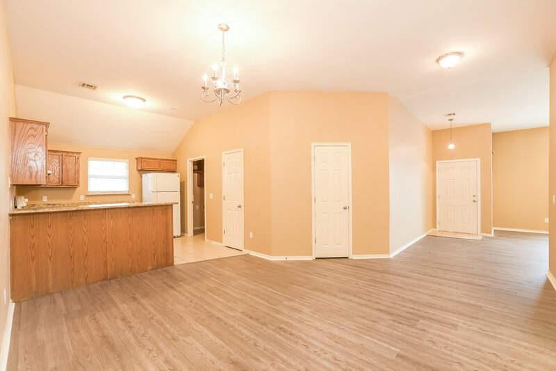 1,650/Mo, 524 Beacon Ave Norman, OK 73071 Dining Room View