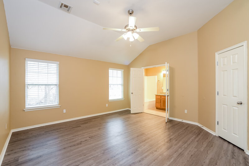 1,650/Mo, 524 Beacon Ave Norman, OK 73071 Main Bedroom View