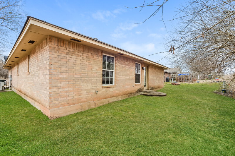 1,650/Mo, 524 Beacon Ave Norman, OK 73071 Rear View