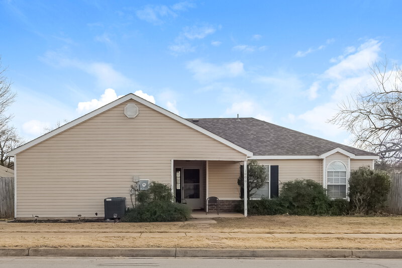 1,710/Mo, 1000 Shadowlake Rd Norman, OK 73071 External View