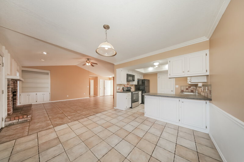 1,460/Mo, 2135 Jazzman Dr Norman, OK 73071 Dining Room View 2