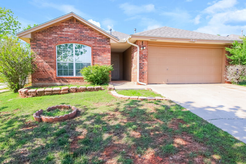 2,110/Mo, 701 Sequoyah Trail Norman, OK 73071 External View