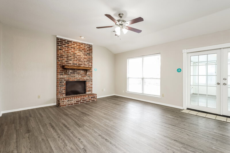 1,665/Mo, 205 Bradgate Dr Yukon, OK 73099 Living Room View