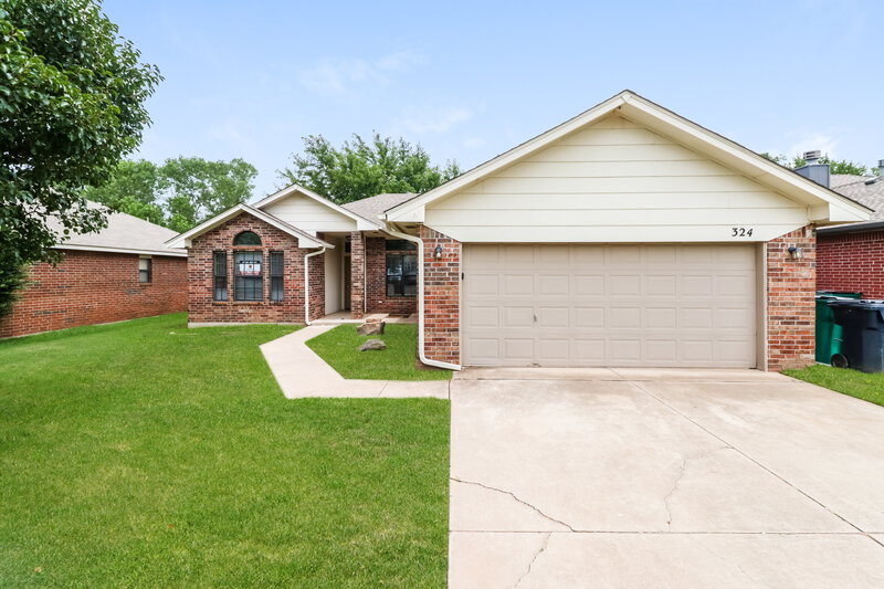 2,240/Mo, 324 Marrgate Dr Yukon, OK 73099 External View