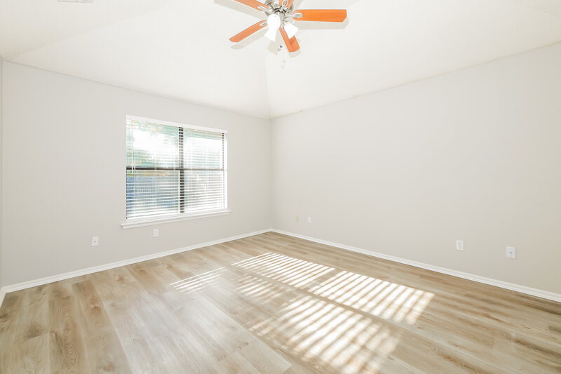 1,720/Mo, 324 Marrgate Dr Yukon, OK 73099 Main Bedroom View