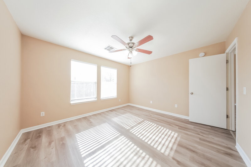 1,445/Mo, 10428 Bradford Way Yukon, OK 73099 Main Bedroom View