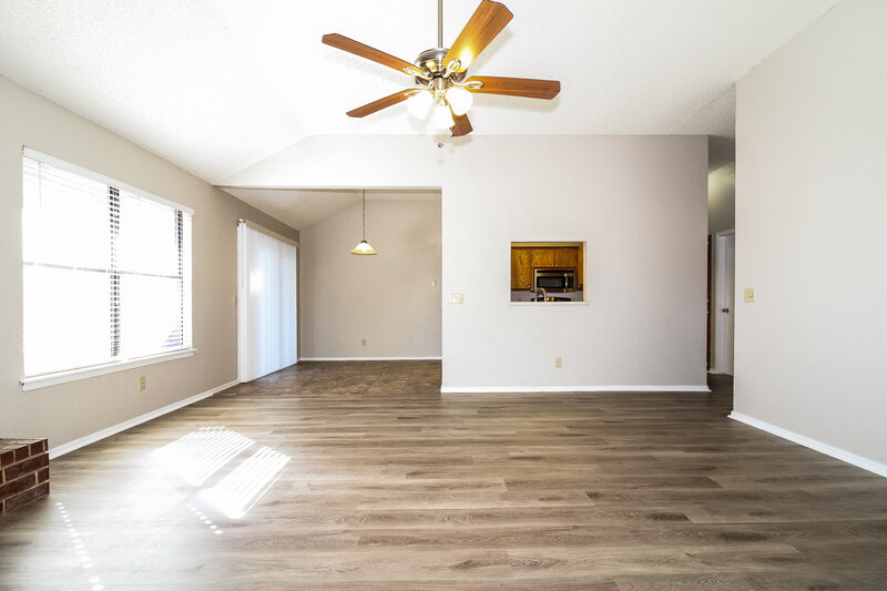 1,530/Mo, 12500 NW 3rd St Yukon, OK 73099 Loft View
