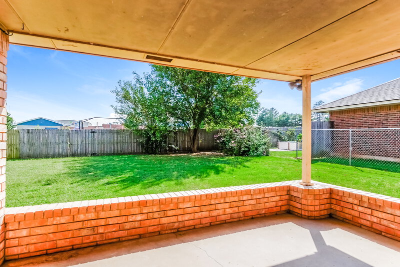 1,495/Mo, 1120 Shelly Rd Yukon, OK 73099 Covered Patio View