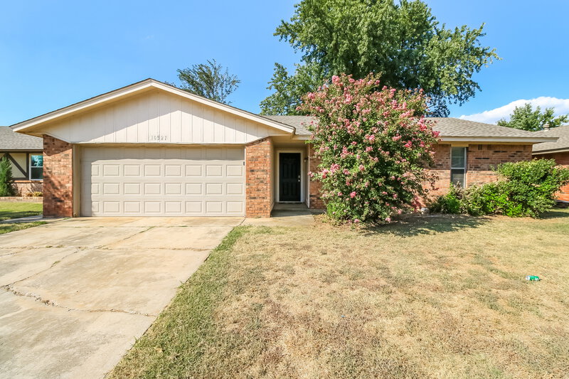 1,880/Mo, 10327 Fairfax Ln Yukon, OK 73099 External View