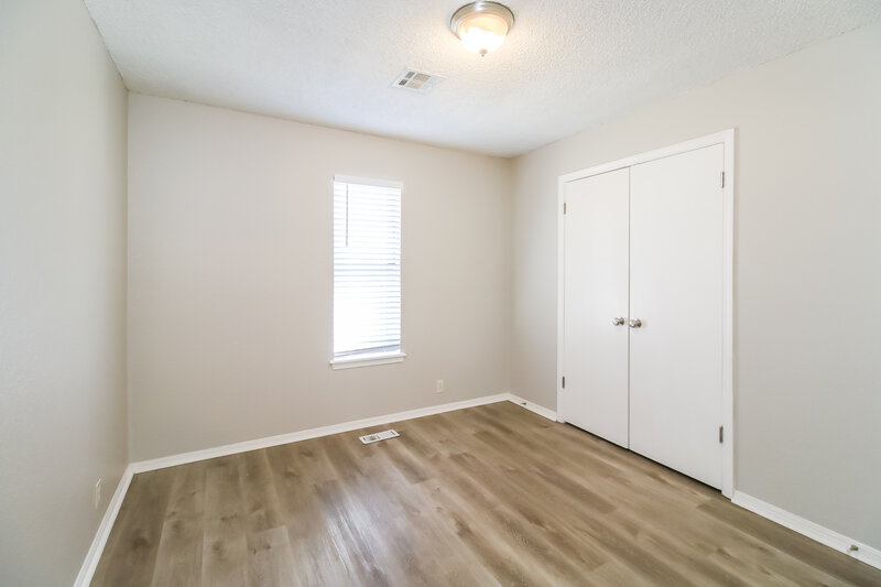 1,880/Mo, 10327 Fairfax Ln Yukon, OK 73099 Bedroom View