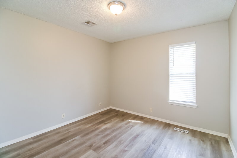 1,880/Mo, 10327 Fairfax Ln Yukon, OK 73099 Bedroom View 2