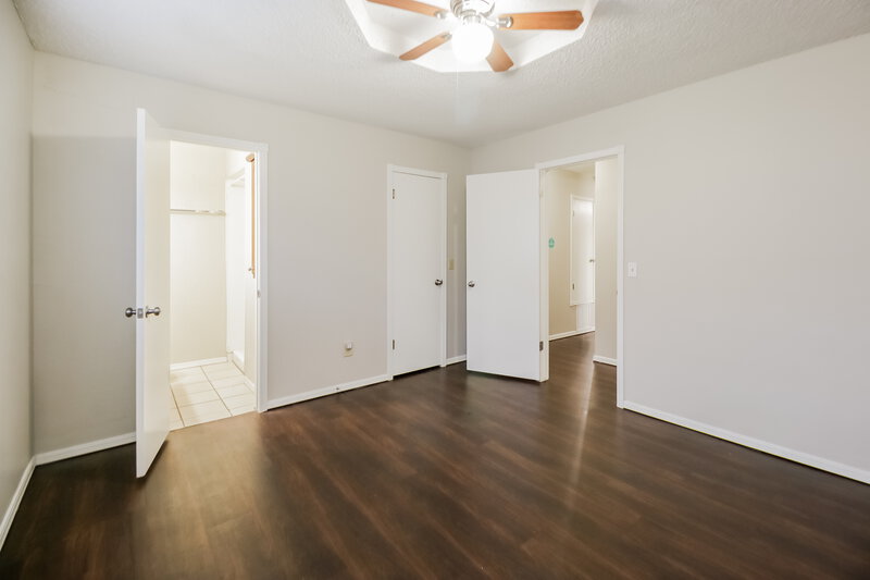 1,400/Mo, 12509 Ridgegate Rd Yukon, OK 73099 Main Bedroom View