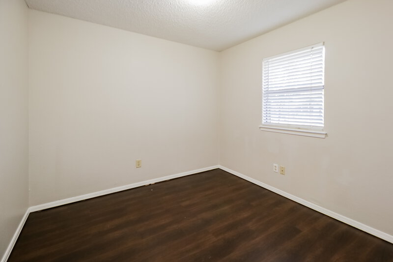 1,400/Mo, 12509 Ridgegate Rd Yukon, OK 73099 Bedroom View