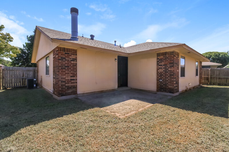 1,415/Mo, 12265 SW 12th St Yukon, OK 73099 Rear View