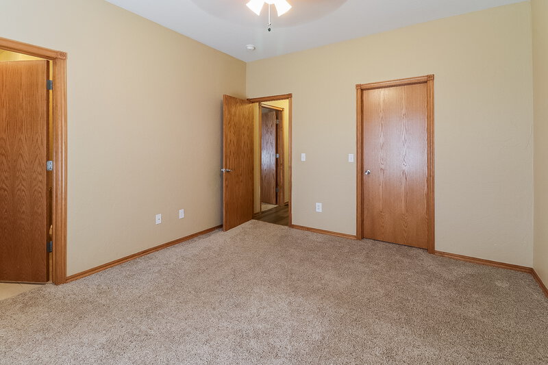 2,180/Mo, 2032 Turner Dr Oklahoma City, OK 73110 Master Bedroom View