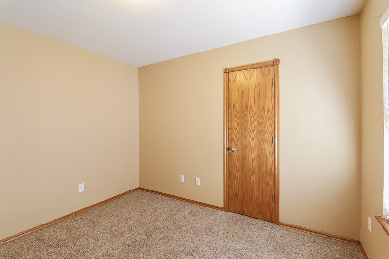 2,180/Mo, 2032 Turner Dr Oklahoma City, OK 73110 Bedroom View