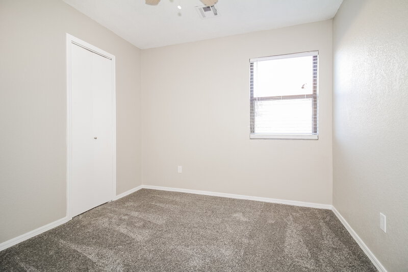 1,200/Mo, 10321 Koch Dr Oklahoma City, OK 73130 Bedroom View