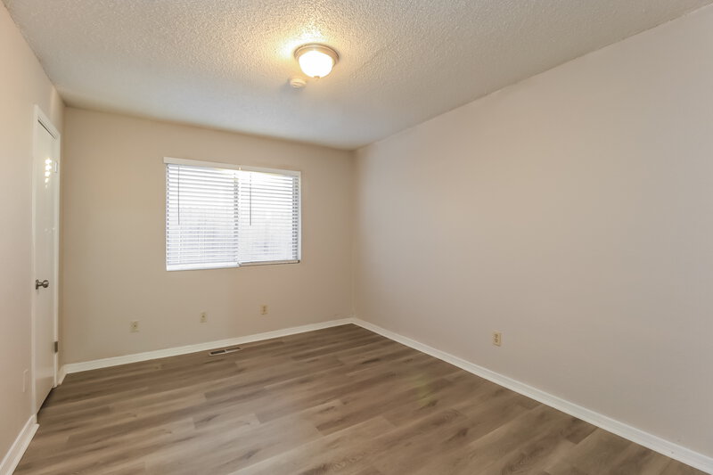 1,585/Mo, 8916 Northridge Terrace Oklahoma City, OK 73132 Bedroom View
