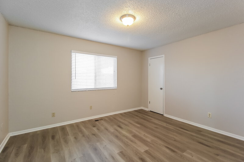 1,585/Mo, 8916 Northridge Terrace Oklahoma City, OK 73132 Bedroom View 2