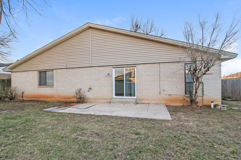 1,585/Mo, 8916 Northridge Terrace Oklahoma City, OK 73132 Rear View 2