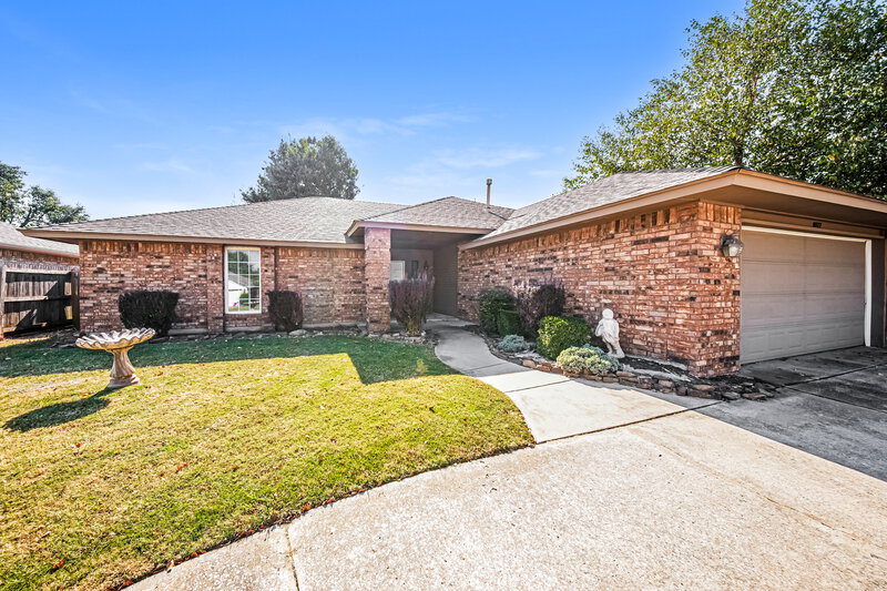 1,640/Mo, 8117 Turtle Dove Dr Oklahoma City, OK 73132 Front View