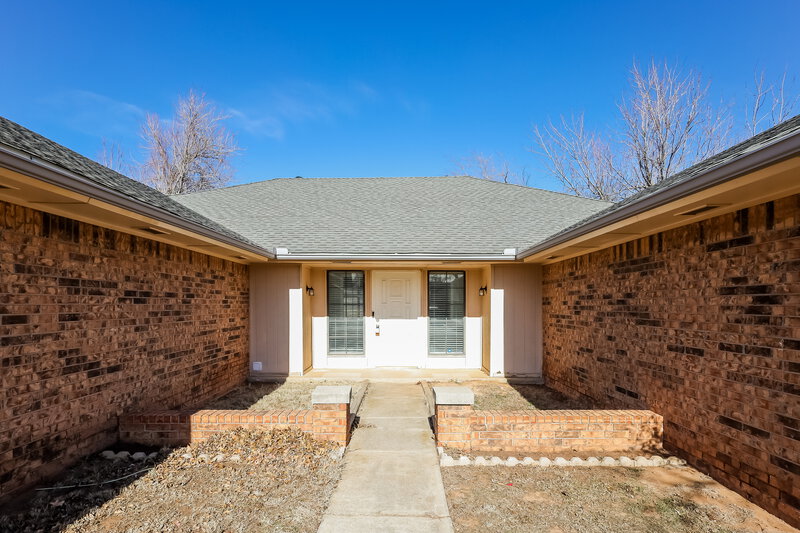 1,830/Mo, 8117 NW 81st St Oklahoma City, OK 73132 Front View