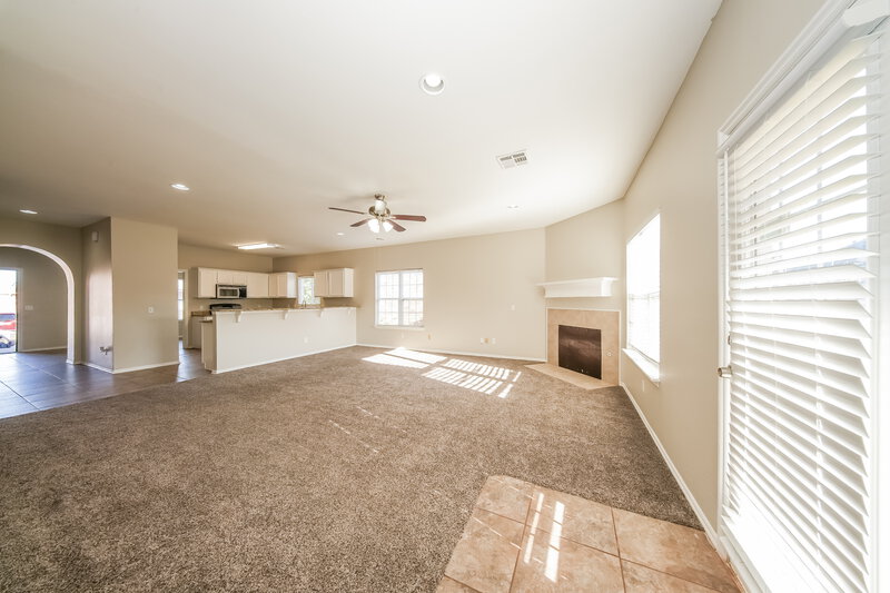 1,510/Mo, 7000 Old Glory Ln Oklahoma City, OK 73135 Living Room View