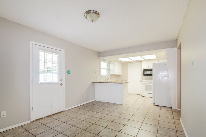 1,445/Mo, 5416 Embers Dr Oklahoma City, OK 73135 Dining Room View