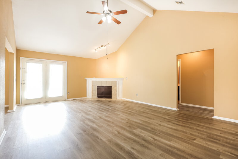 1,605/Mo, 4908 SE 88th Terrace Oklahoma City, OK 73135 Living Room View 2