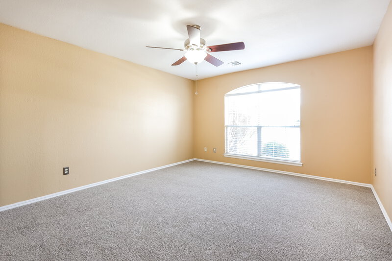 1,605/Mo, 4908 SE 88th Terrace Oklahoma City, OK 73135 Main Bedroom View 2