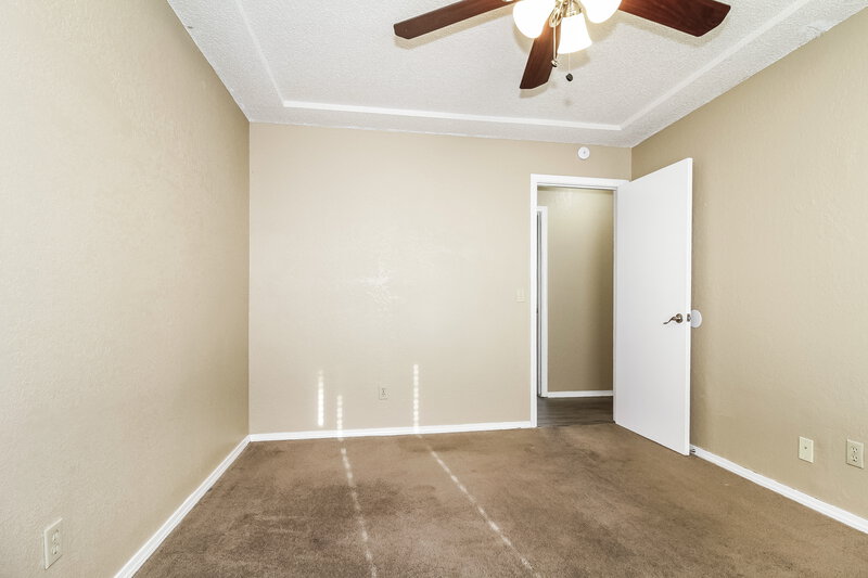 1,700/Mo, 8309 Stonewood Dr Oklahoma City, OK 73135 Bedroom View