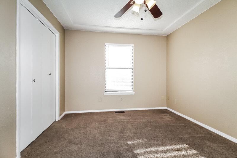 1,700/Mo, 8309 Stonewood Dr Oklahoma City, OK 73135 Bedroom View 3
