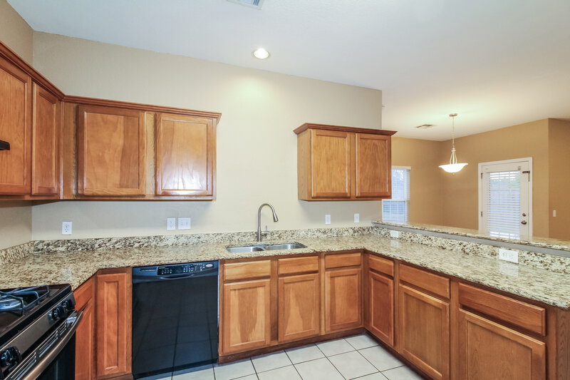 1,435/Mo, 7104 Eagles Landing Oklahoma City, OK 73135 Kitchen View 2